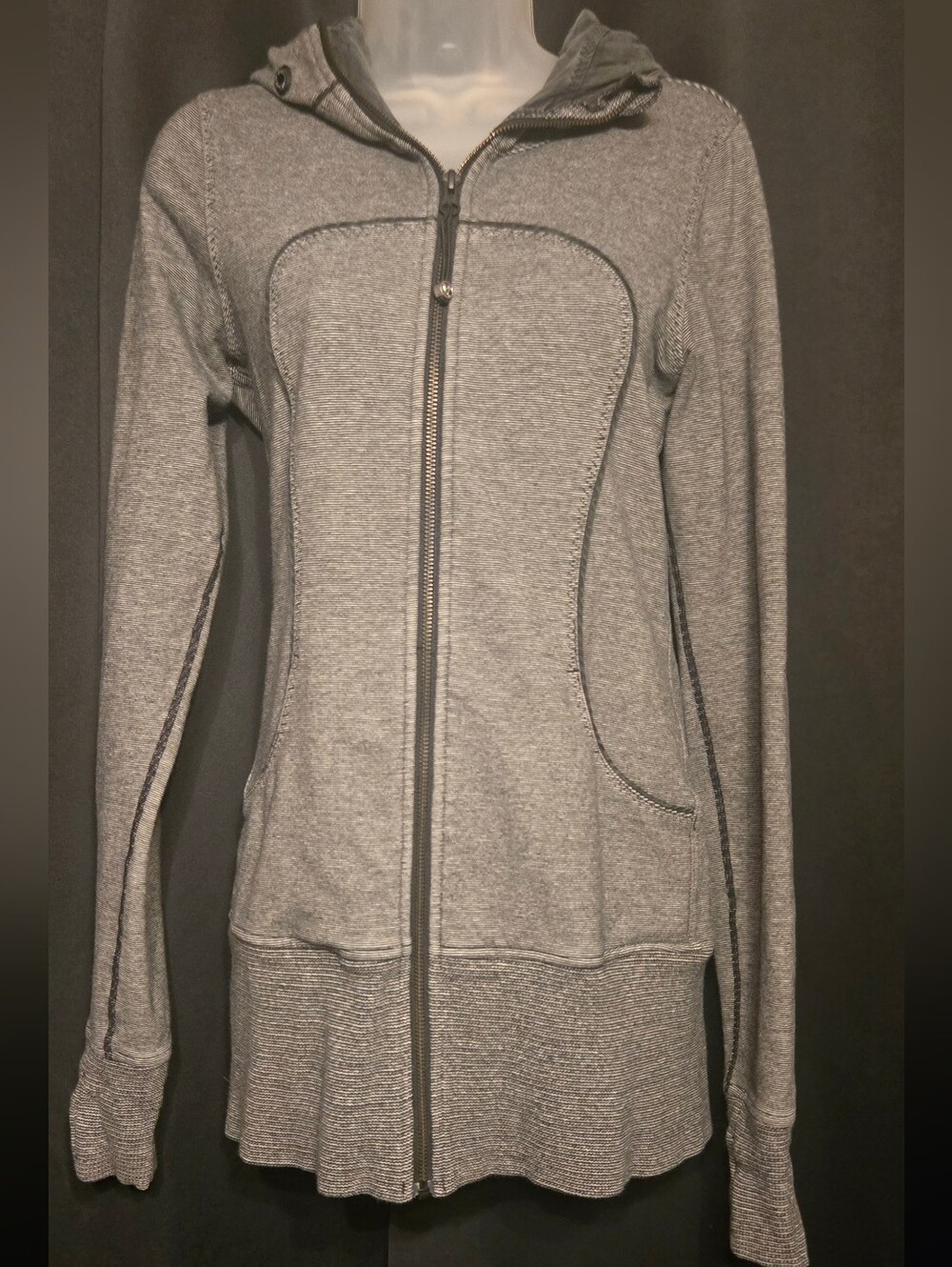 Lululemon Scuba Hoodie Size 6 – Black/White Heather Stripe,Full Zip